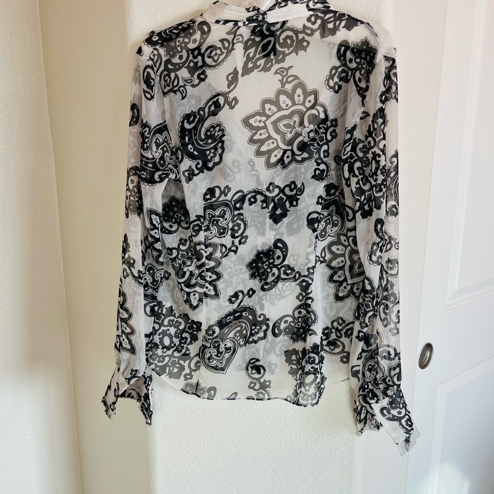 White House Black Market Black and White Ruffle Blouse - Picture 6 of 7